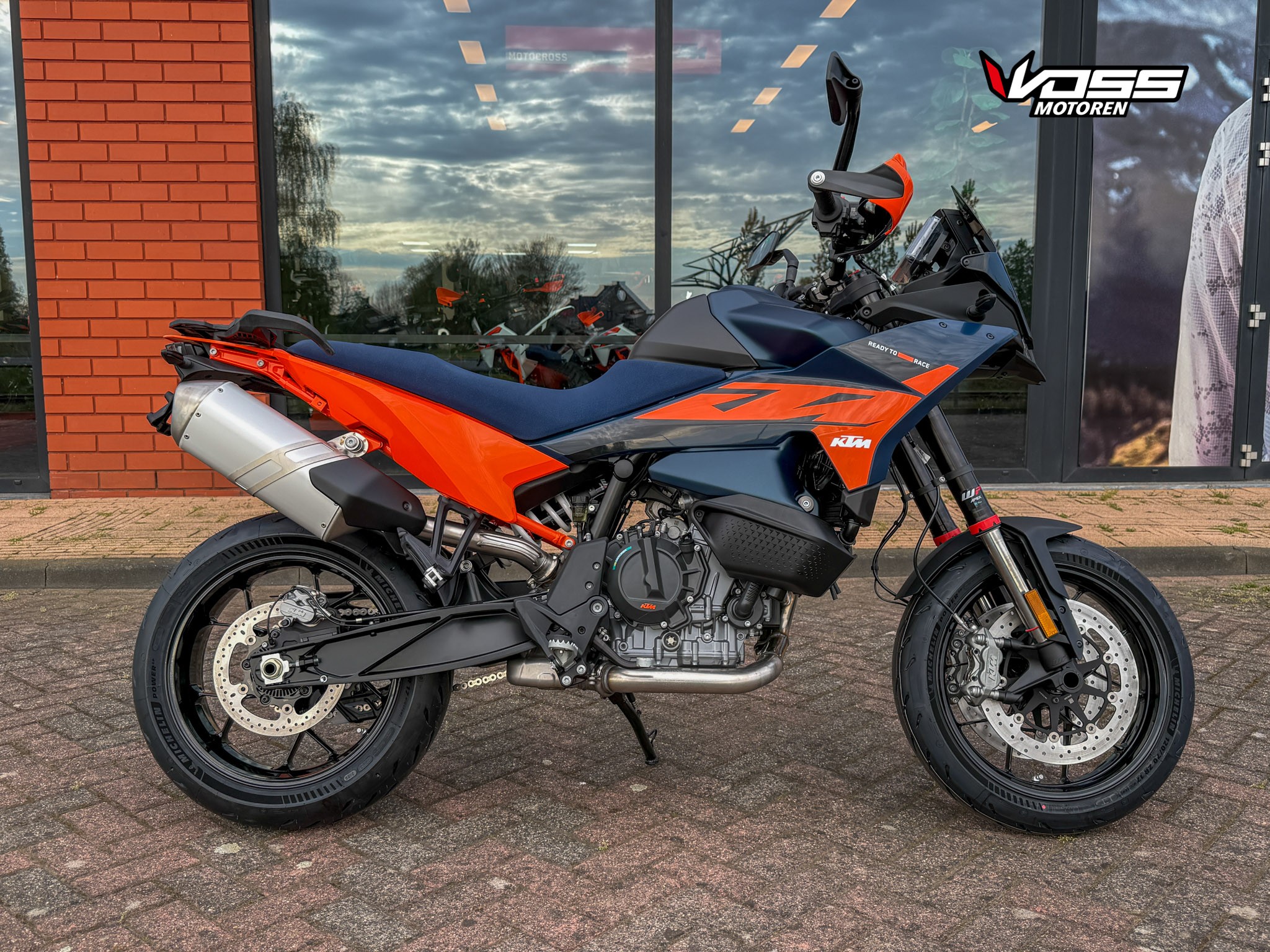 KTM 890 SMT